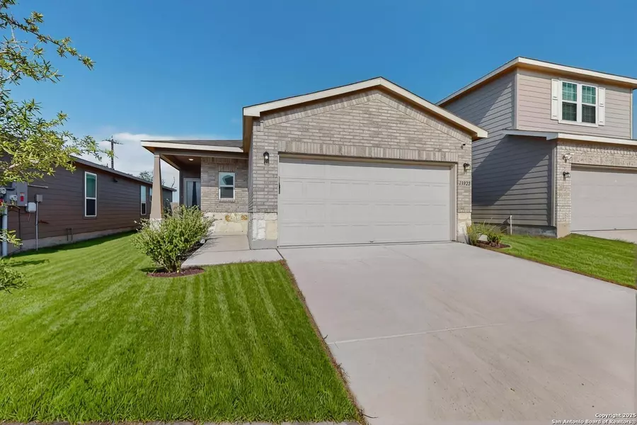 13922 Pinkston, San Antonio, TX 78252