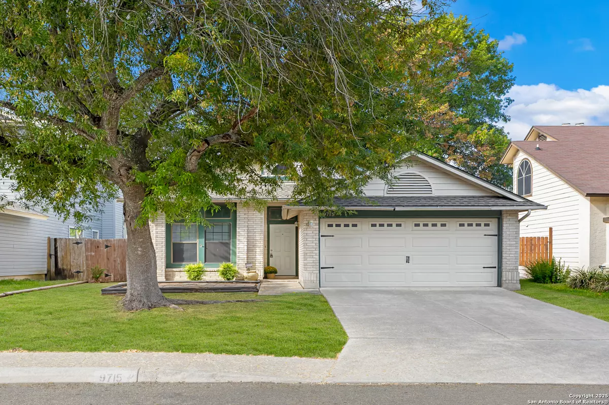 San Antonio, TX 78254,9715 Silver Moon