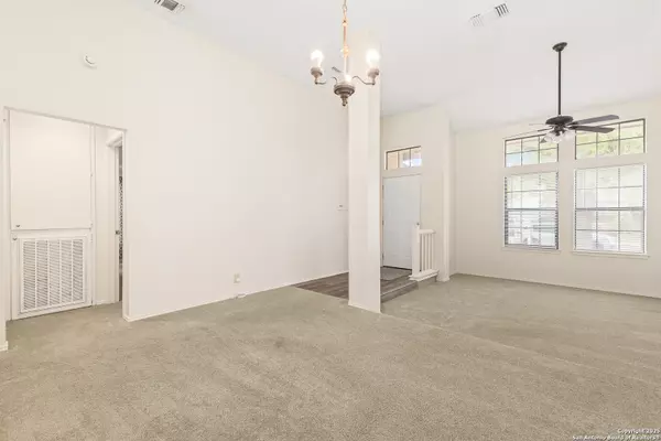 San Antonio, TX 78254,9715 Silver Moon