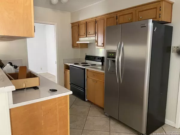 San Antonio, TX 78240,7031 Forest Meadow St
