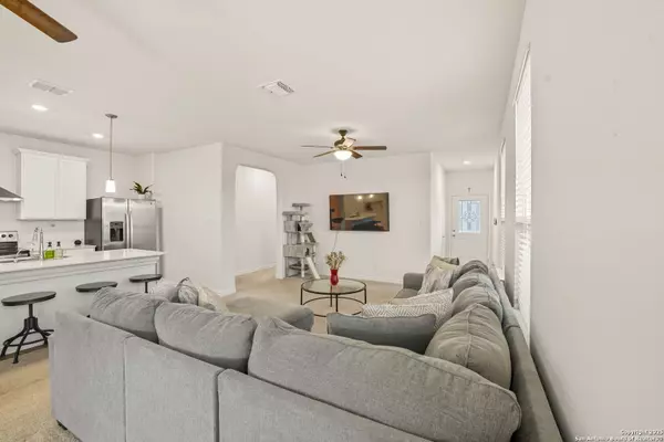 New Braunfels, TX 78130,415 Deer Crest