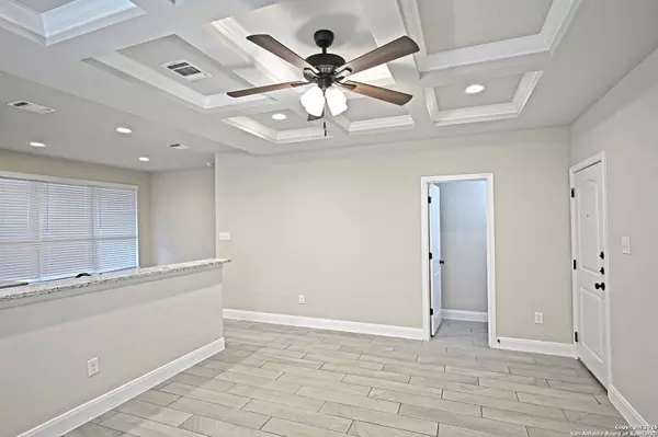 New Braunfels, TX 78130,1661 Barrett