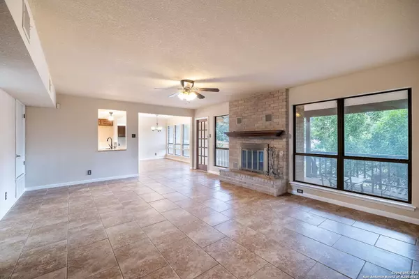 San Antonio, TX 78216,226 Country Wood