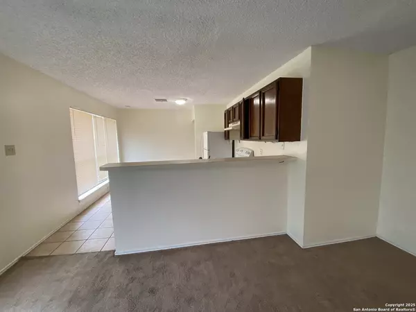 San Antonio, TX 78254-2600,8459 Cranberry Hl UNIT 3