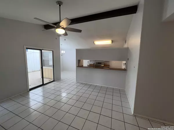 San Antonio, TX 78231,2206 Knights Wood