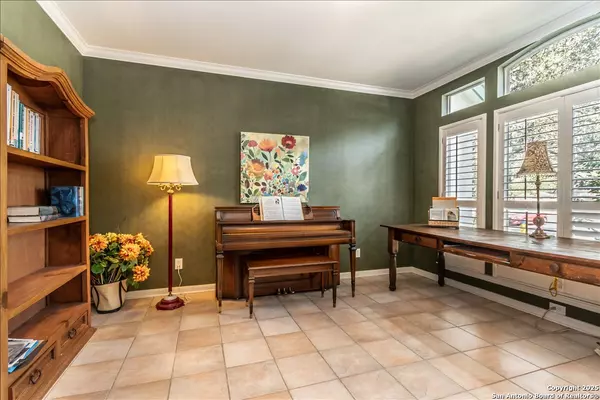 San Antonio, TX 78258,18902 Windsor Wood