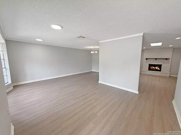 San Antonio, TX 78233,12902 Esplanade Dr