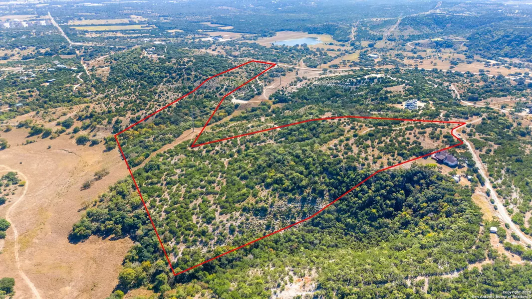 26 Busby Rd, Boerne, TX 78006