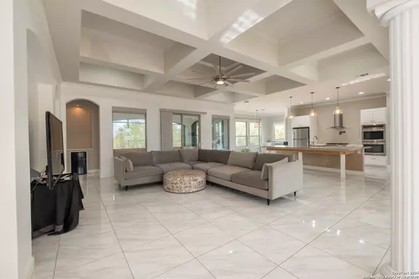 Adkins, TX 78101,1427 County Road 323