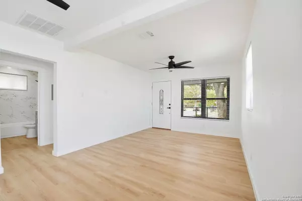 San Antonio, TX 78201,114 Alexander