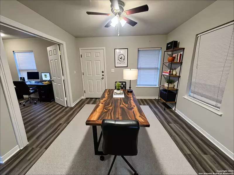 2743 CULEBRA RD, San Antonio, TX 78228-6202