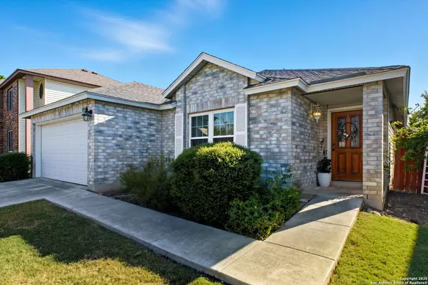 Converse, TX 78109,8042 Chestnut Cape Dr.