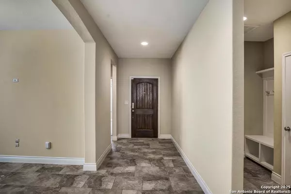 Schertz, TX 78154,9212 Canopy Bend