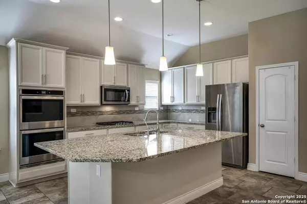 Schertz, TX 78154,9212 Canopy Bend