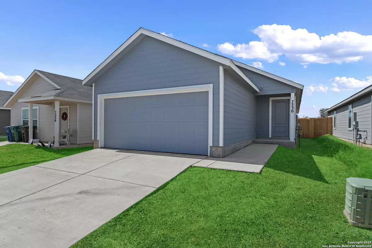 San Antonio, TX 78227,7330 Brownleaf dr