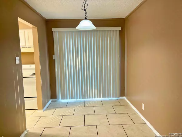 San Antonio, TX 78250-4532,8806 MEADOW RANGE ST