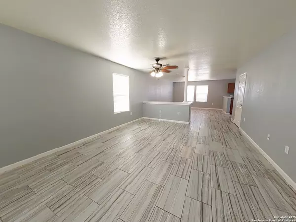 San Antonio, TX 78218,7215 Magnolia Bluff