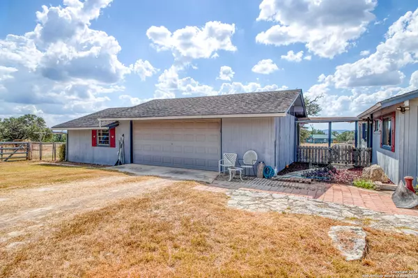 Bandera, TX 78003,954 Big Meadows
