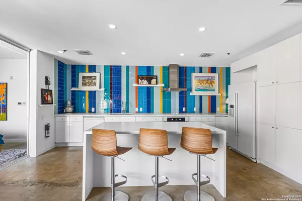 San Antonio, TX 78210,1115 Alamo UNIT 2408