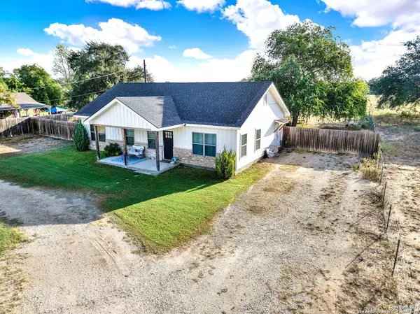 Hondo, TX 78861,1301 Avenue H