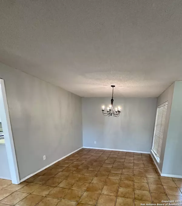 San Antonio, TX 78232,14202 Susancrest