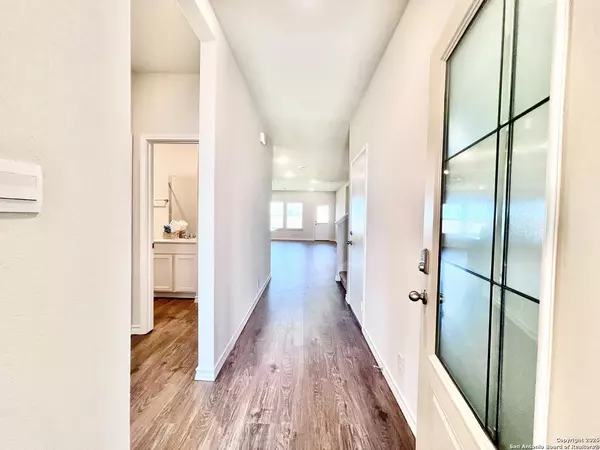 San Antonio, TX 78266,21003 WATERCOURSE WAY