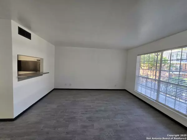 San Antonio, TX 78209,8401 New Braunfels UNIT 106A