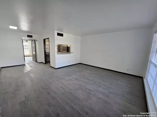 San Antonio, TX 78209,8401 New Braunfels UNIT 106A