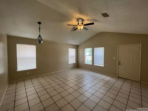 San Antonio, TX 78244,5619 Lakebend West UNIT B