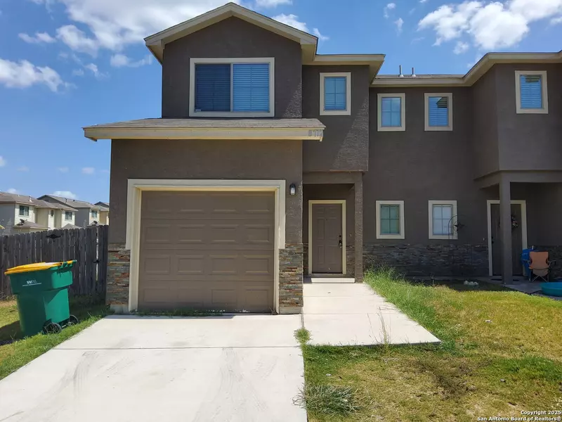 8712 VISTA DE NUBES, Converse, TX 78109-1077