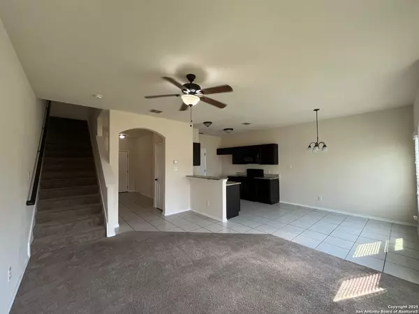 Converse, TX 78109,8711 Azul Sky Court