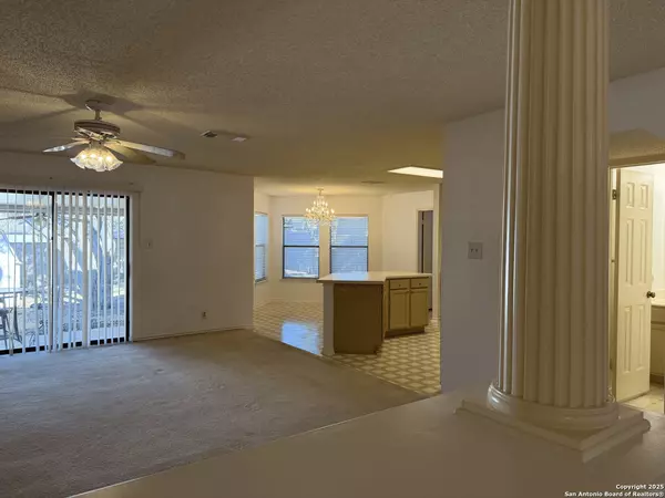 Universal City, TX 78148-3260,8758 PARK OLYMPIA