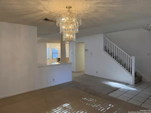 Universal City, TX 78148-3260,8758 PARK OLYMPIA