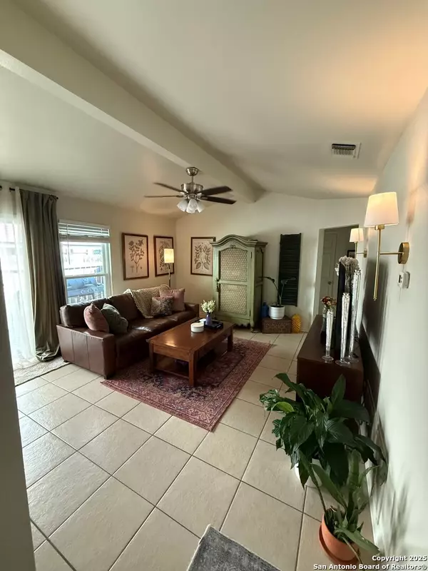 Boerne, TX 78006,135 Oak Grove