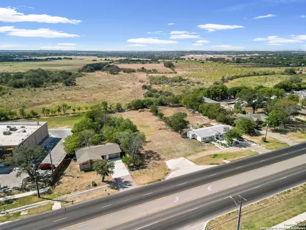 New Braunfels, TX 78130,1102 S State Highway 46