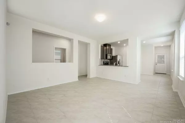 San Antonio, TX 78224,3435 old almonte