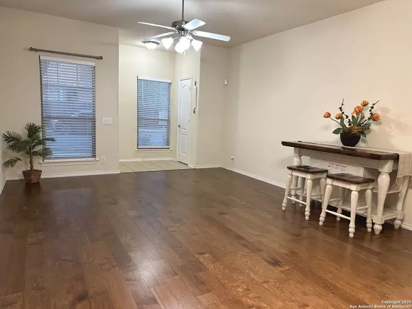 San Antonio, TX 78240,6118 Pecan Tree