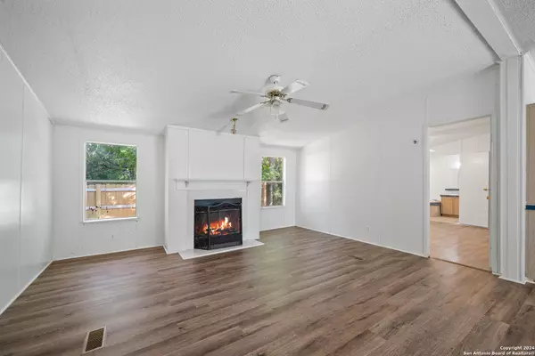 Cibolo, TX 78108-3926,106 Haeckerville Rd