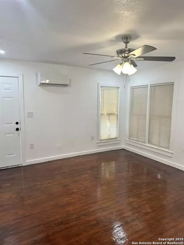 San Antonio, TX 78210,246 Benita