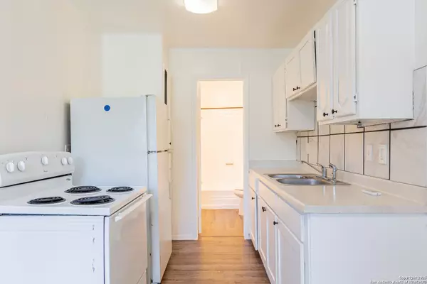 San Antonio, TX 78239,7115 Glen Terrace