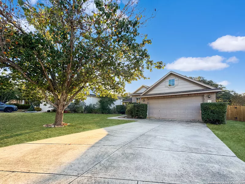 8 Sable Forest, San Antonio, TX 78259-2223