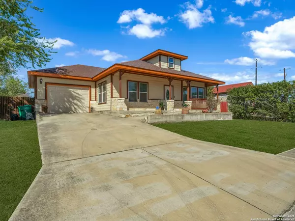 Converse, TX 78109,605 Meadow Gate