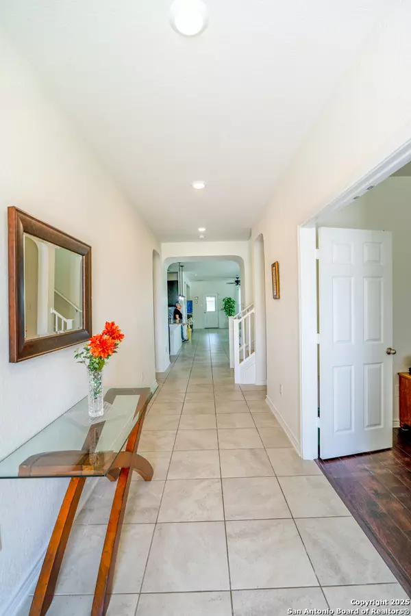 Universal City, TX 78148,105 Colonial