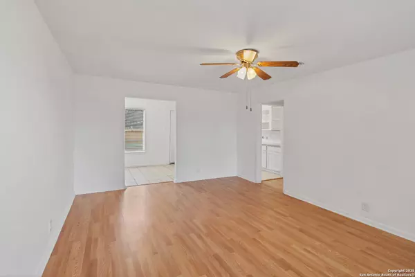 Beeville, TX 78102,1519 Corpus Christi