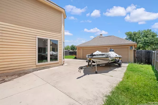 Seguin, TX 78155,3027 Hidden Meadow