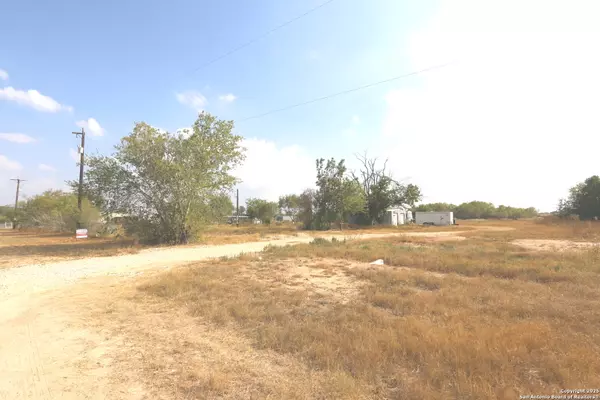 Adkins, TX 78101,2752 Rakowitz Rd (Lot 2)
