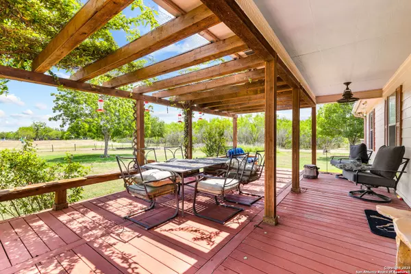 San Antonio, TX 78264,425 Old Pleasanton