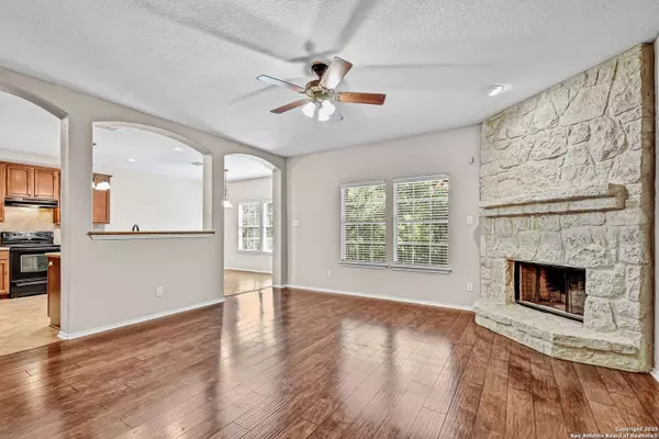 San Antonio, TX 78245,9211 Rainbow Creek