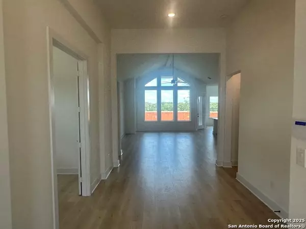 San Antonio, TX 78254,9346 Luke Path