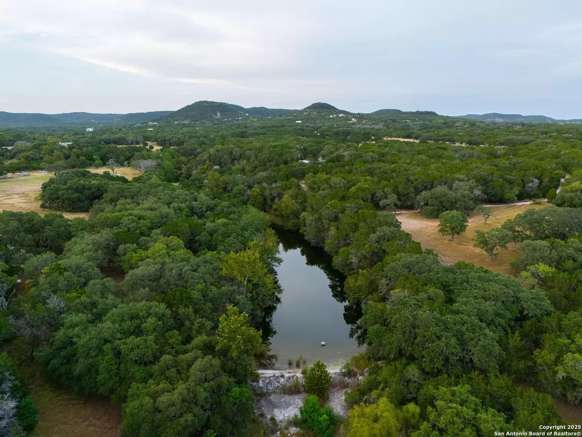 Pipe Creek, TX 78063,751 Madrona Ranch